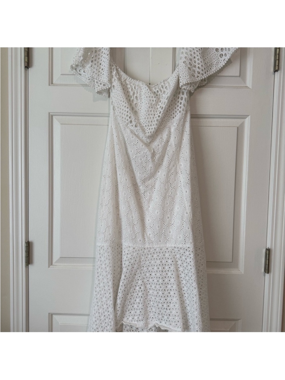 Farm Rio Eyelet Dress - Picture 2 of 6